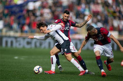  罗马锋线哑火客场不敌维罗纳跌出欧冠区  